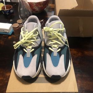 Yeezy 700 boost wave runner